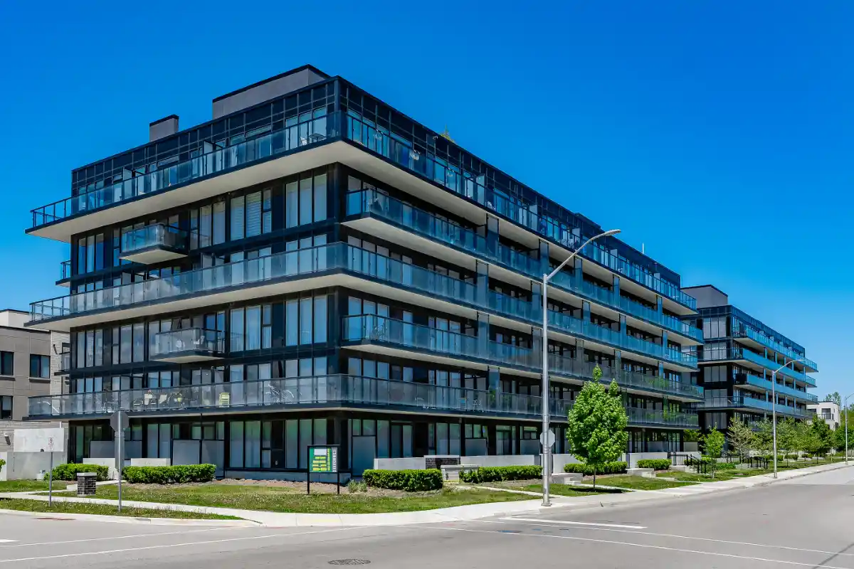 The West Condos at Stationwest at 1117-1119 Cooke Boulevard, Burlington