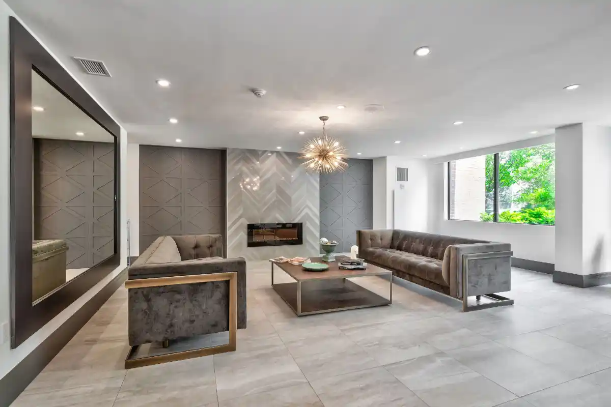 Lobby.