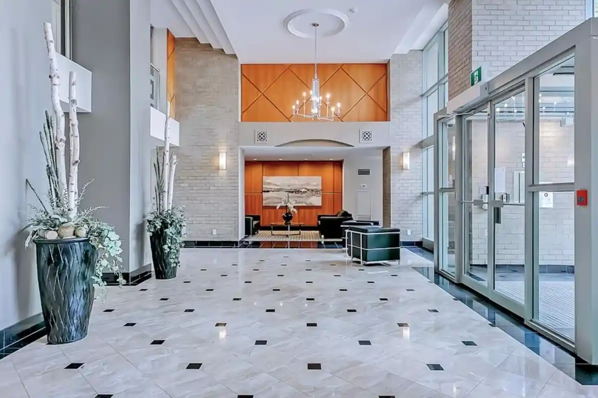 Lobby.