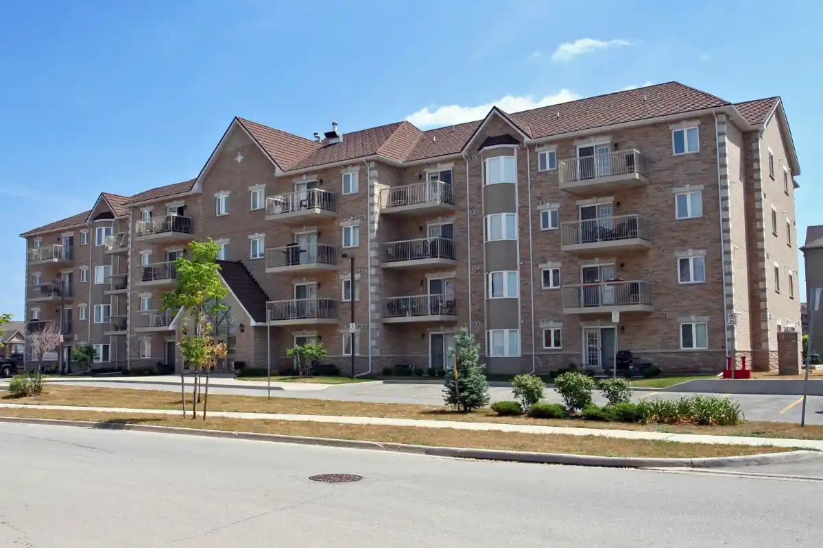 4006-4016 Kilmer Drive, Burlington - Kensington Gate condominiums in Tansley