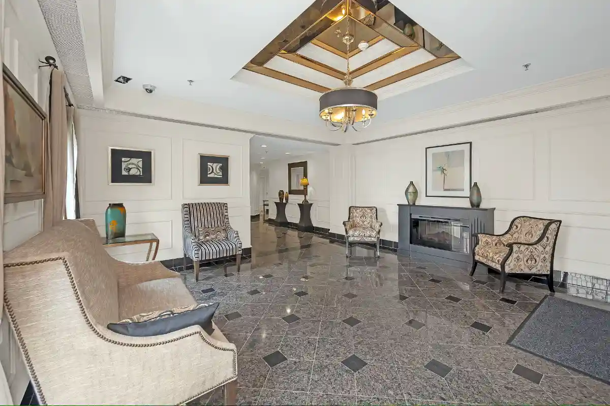 Lobby.